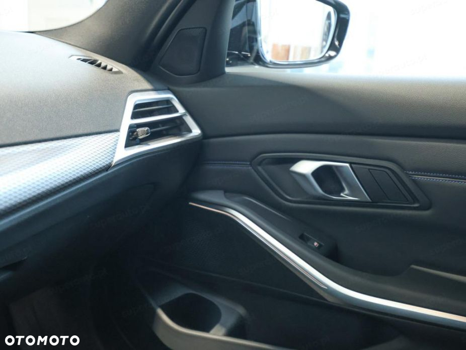 BMW Seria 3 - 13