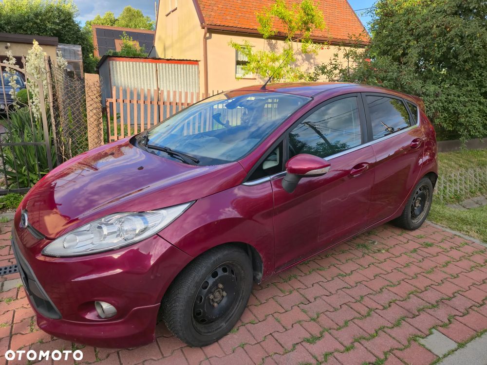 Ford Fiesta 1.6 TDCi DPF Platinium X - 2