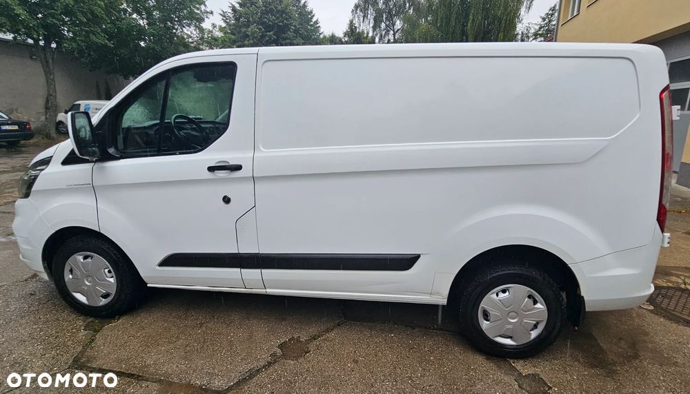 Ford TRANSIT CUSTOM - 20