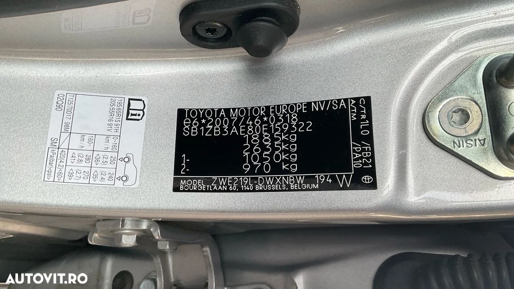 Toyota Corolla 1.8 HSD Business - 31