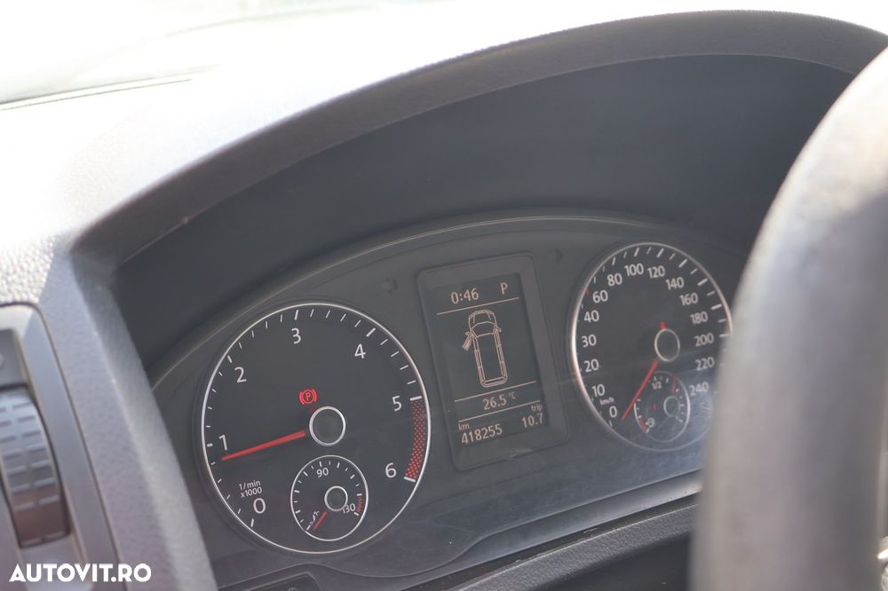 Volkswagen Transporter - 11