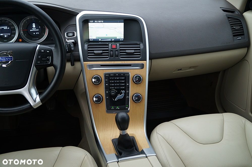 Volvo XC 60 D4 Edition Pro - 29