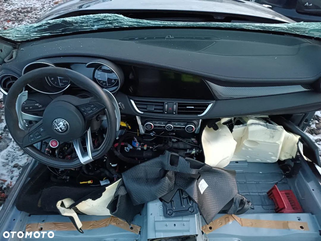 DESKA ROZDZIELCZA KONSOLA ZESTAW AIRBAG ORYGINAŁ ALFA ROMEO Giulia Quadrifoglio V6 Cześci - 1