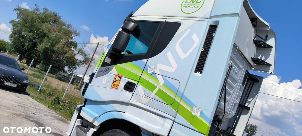 ĆWIARTKA LEWA PRZÓD IVECO STRALIS AS440ST/P LNG 2019 - 2