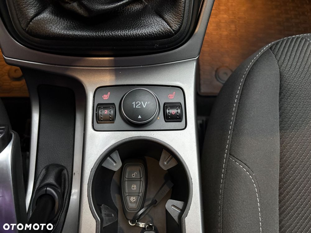 Ford Kuga 1.5 EcoBoost 2x4 Trend - 21