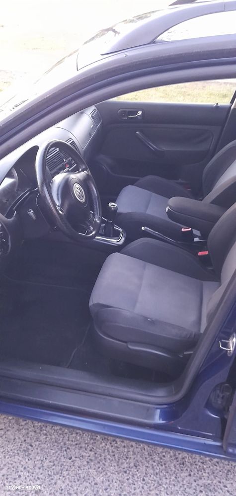 VW Golf Variant 1.9 TDi Confl AC - 7