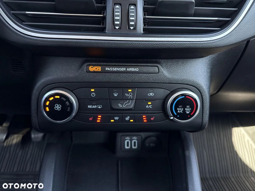 Ford Focus 1.5 EcoBlue SCR Trend - 13