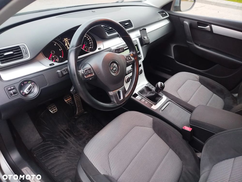 Volkswagen Passat Alltrack 2012 photo 5