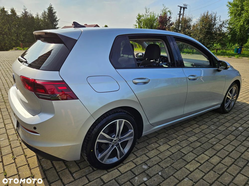 Volkswagen Golf VIII 2.0 TDI - 7