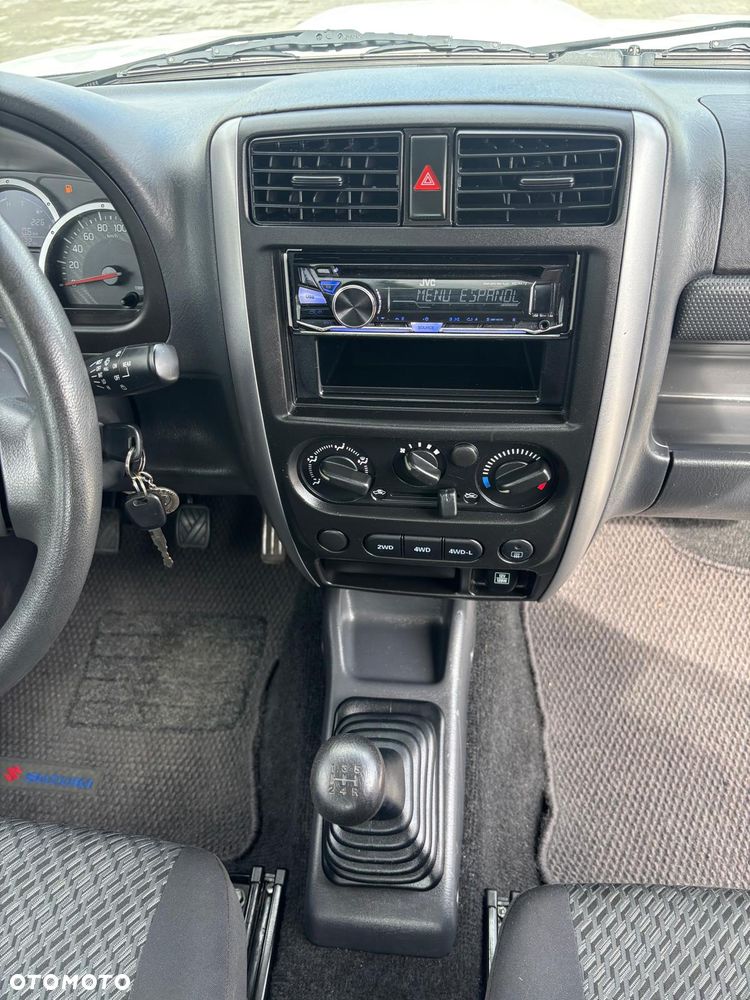 Suzuki Jimny - 13