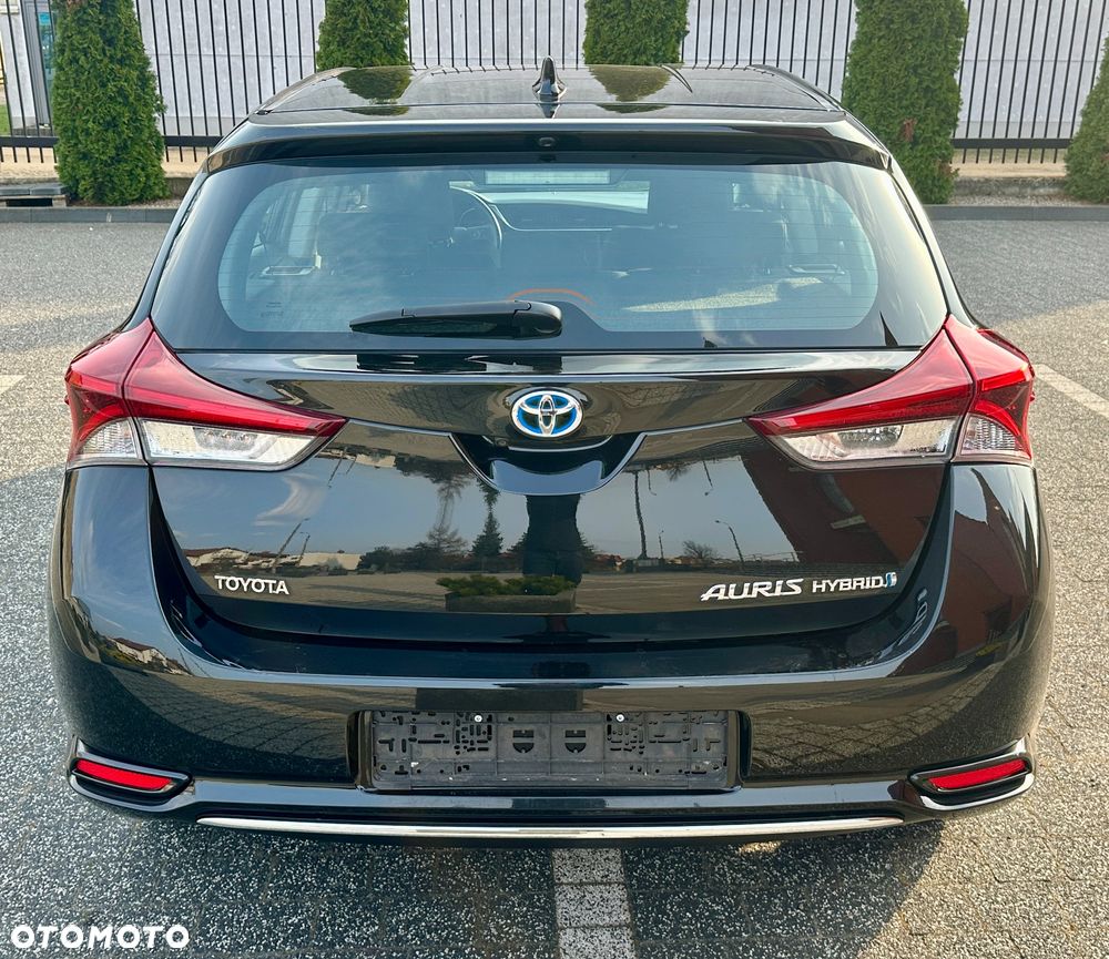 Toyota Auris - 10