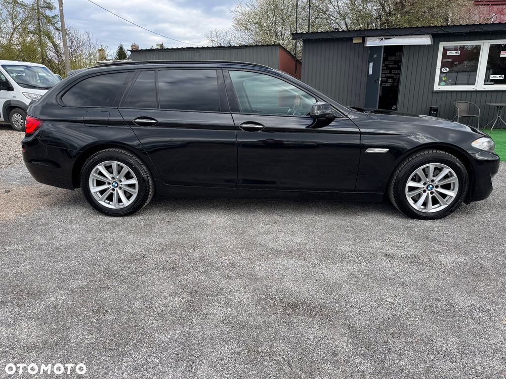 BMW Seria 5 528i xDrive Sport-Aut Modern Line - 9