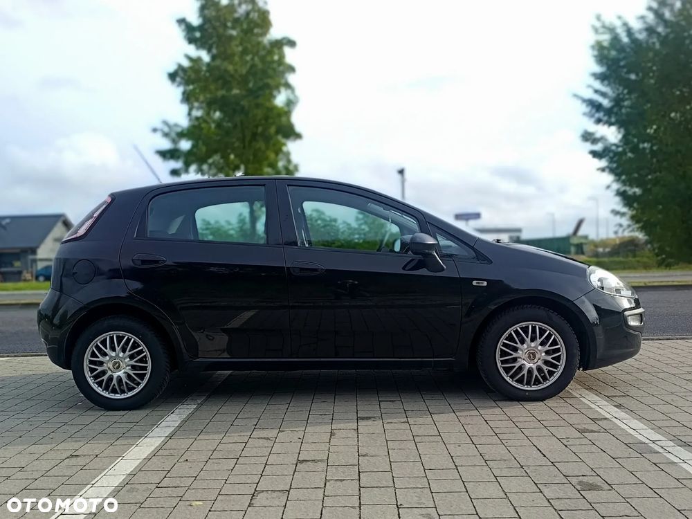 Fiat Punto Evo 2009 photo 2
