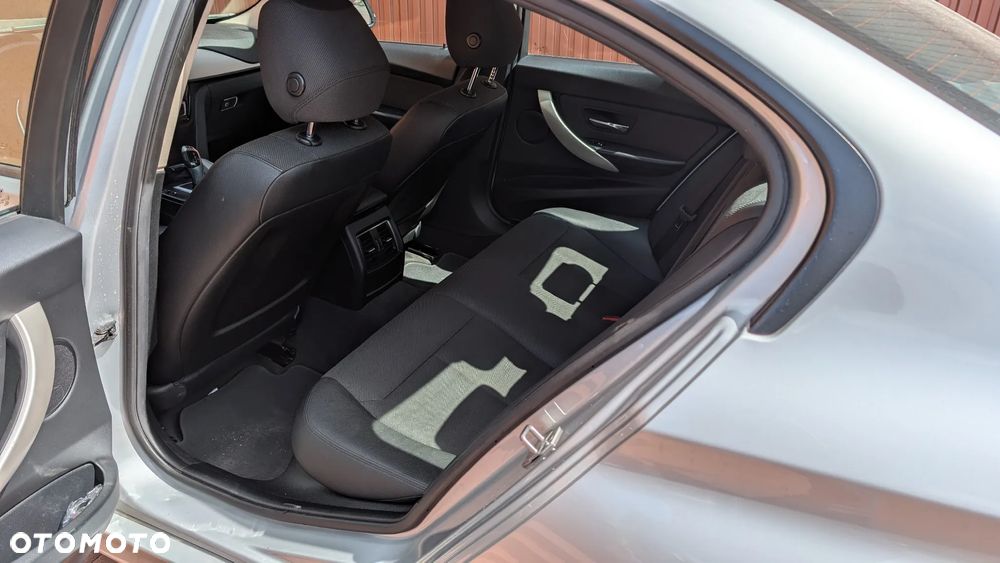 BMW Seria 3 318d Advantage - 8