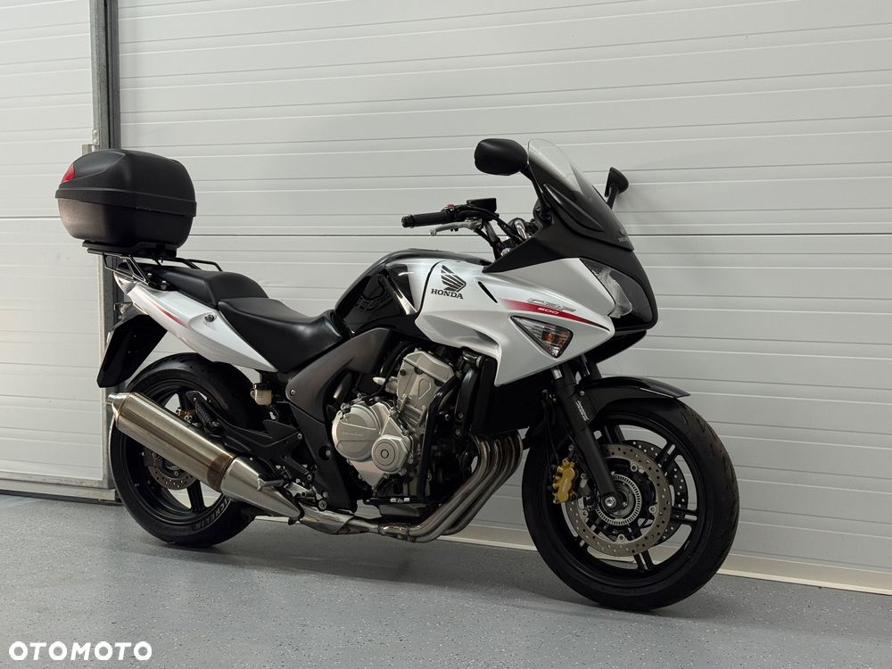 Honda CBF - 1