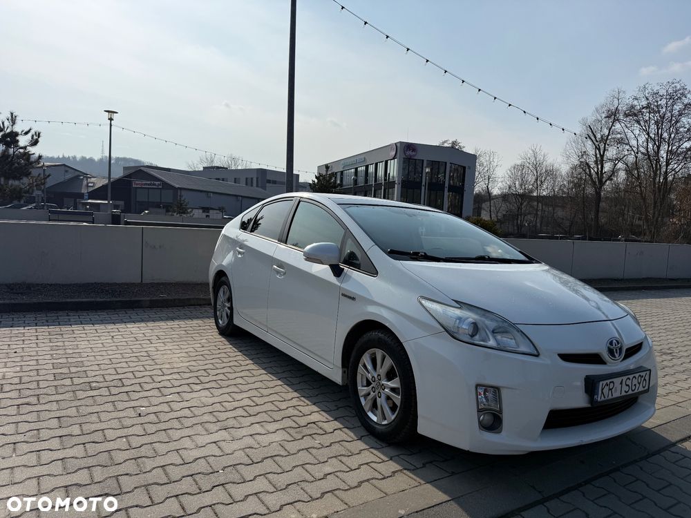 Toyota Prius 1.5 VVT-i Sol - 1