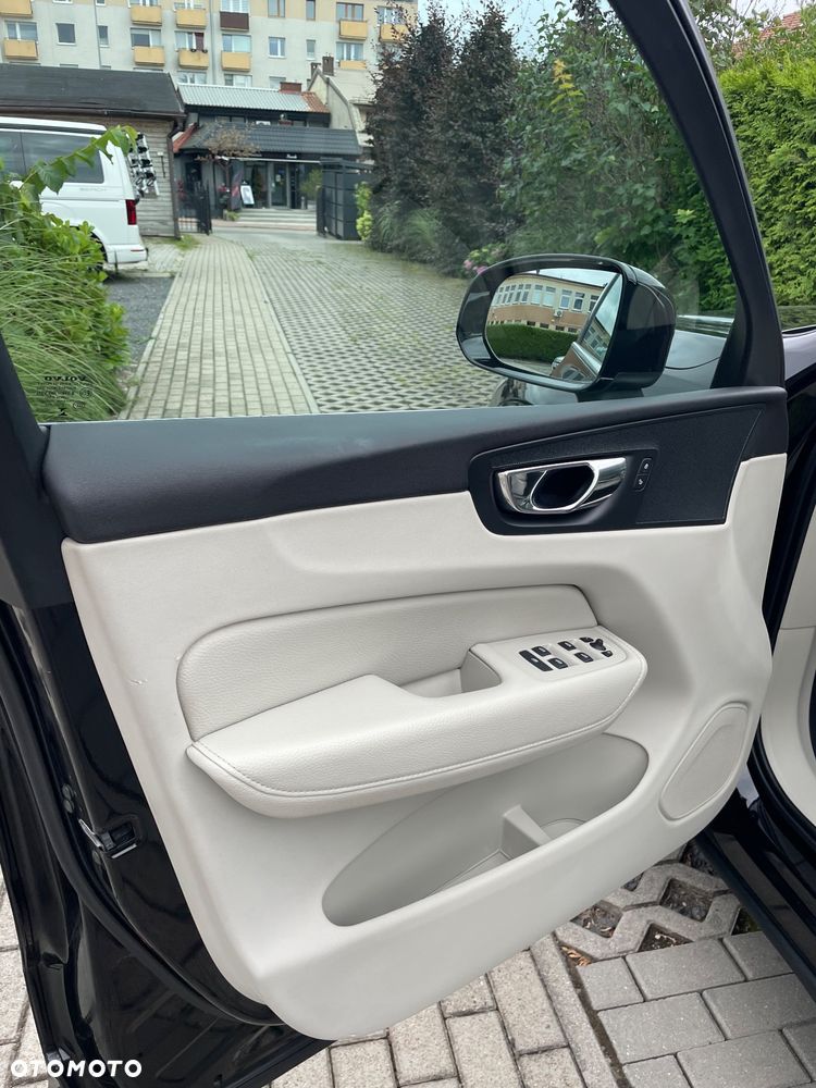 Volvo XC 60 D4 Inscription - 16