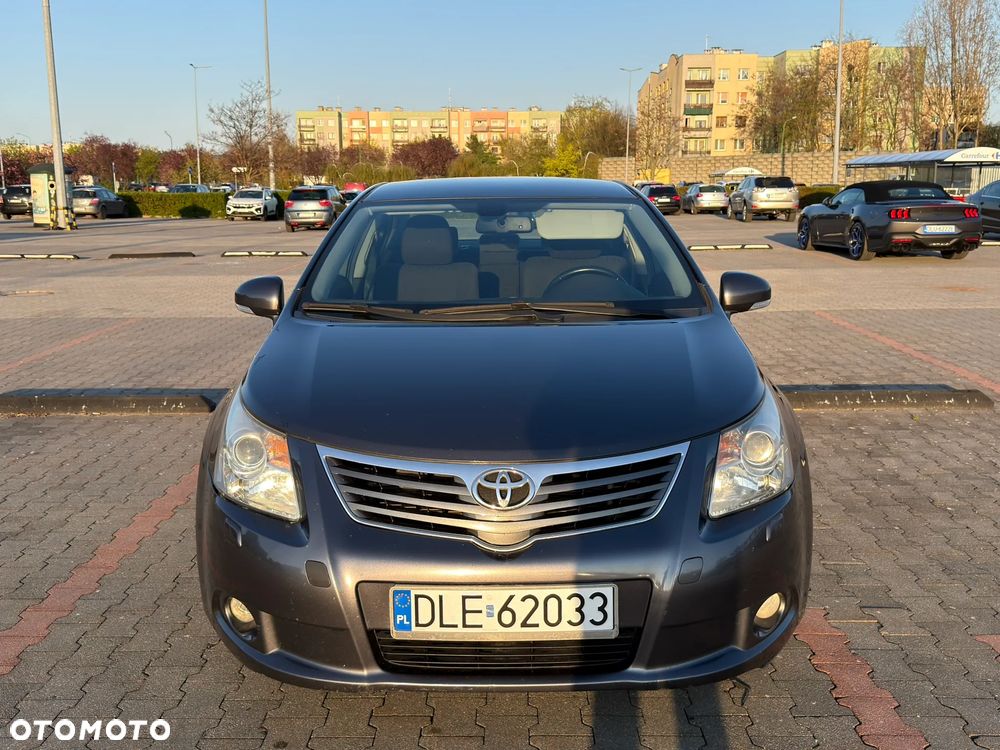 Toyota Avensis 2.0 D-4D Sol - 10
