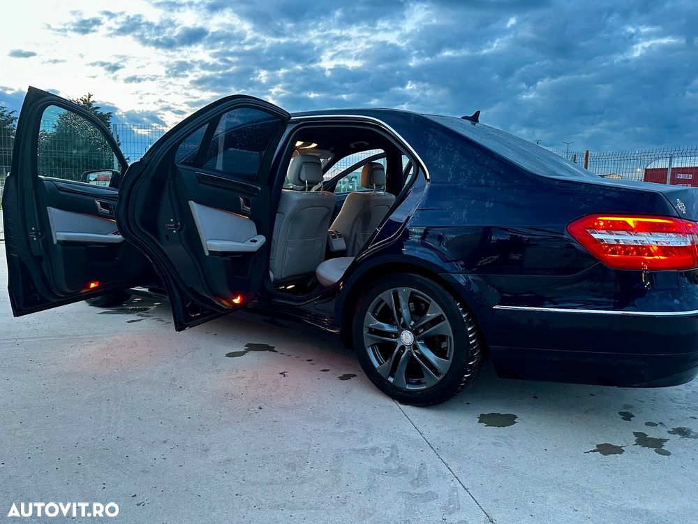 Mercedes-Benz E - 13