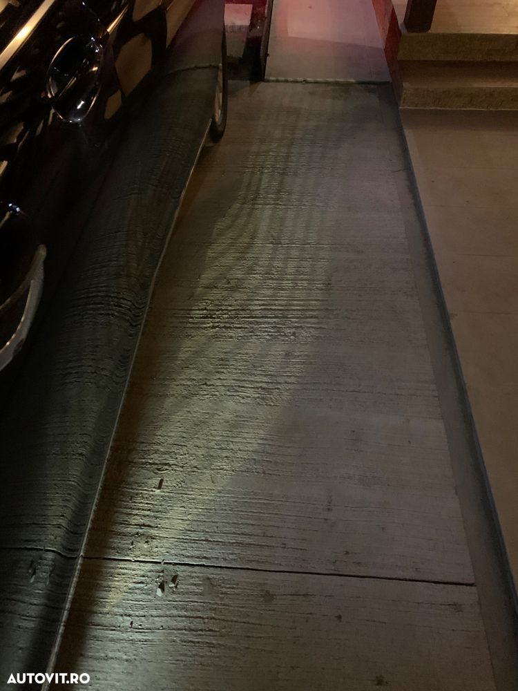 BMW Seria 7 740Ld xDrive - 17