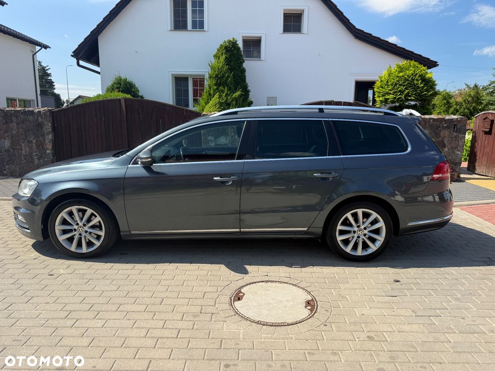 Volkswagen Passat 2.0 TDI DSG BlueMotion Technology R-Line - 5