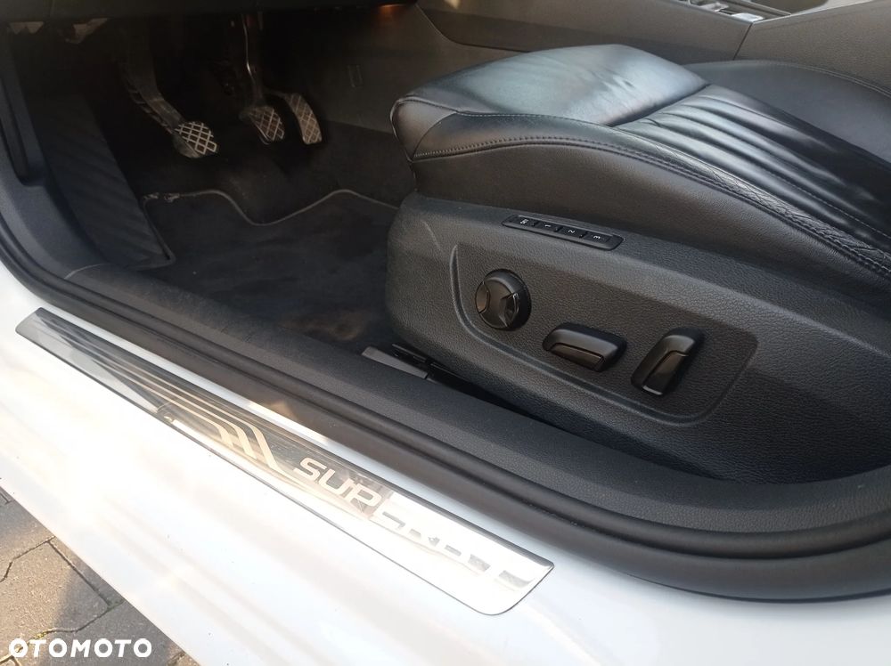 Skoda Superb 2.0 TDI Style - 25