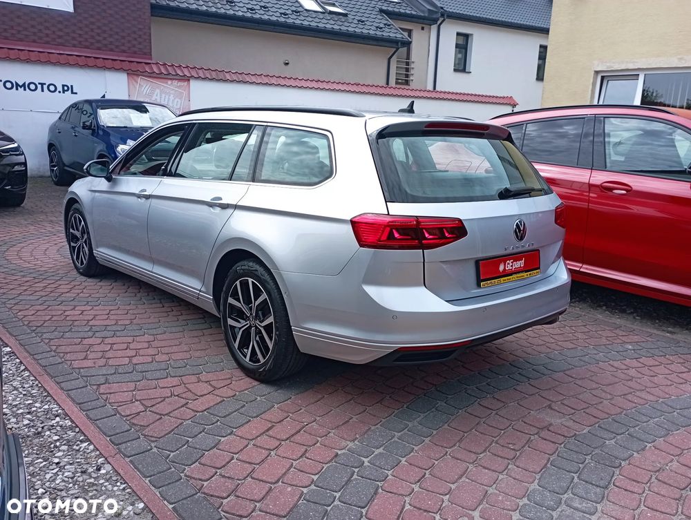 Volkswagen Passat Variant 2.0 TDI EVO Business DSG - 6