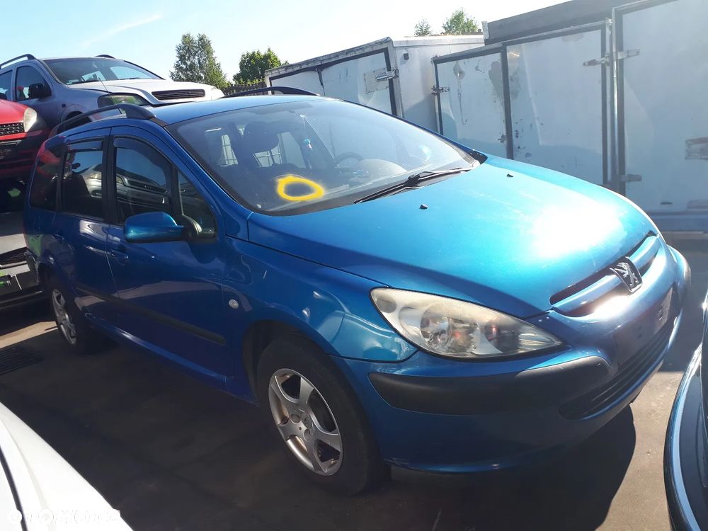 PEUGEOT 307 SW 01-05 1.6 16V NFU - LAMPA PRZÓD PRZEDNIA LEWA PRAWA - 21