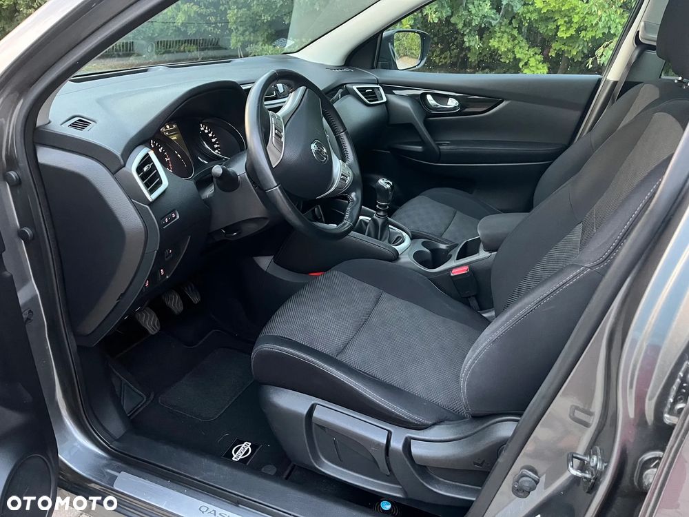 Nissan Qashqai 1.2 DIG-T N-Connecta EU6 - 6