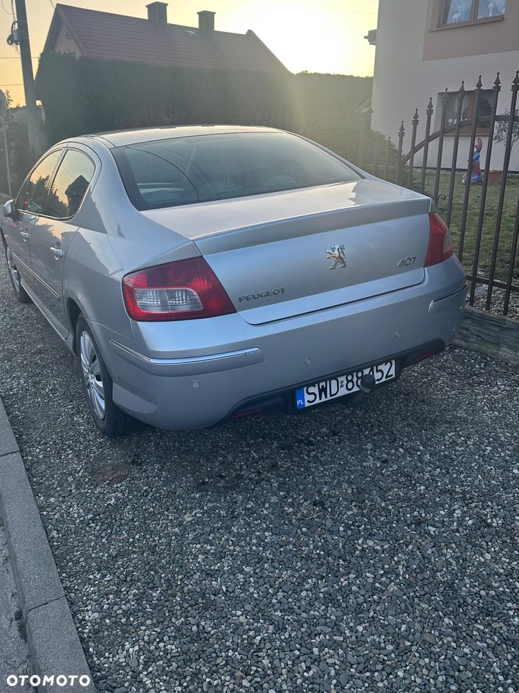 Peugeot 407 - 3