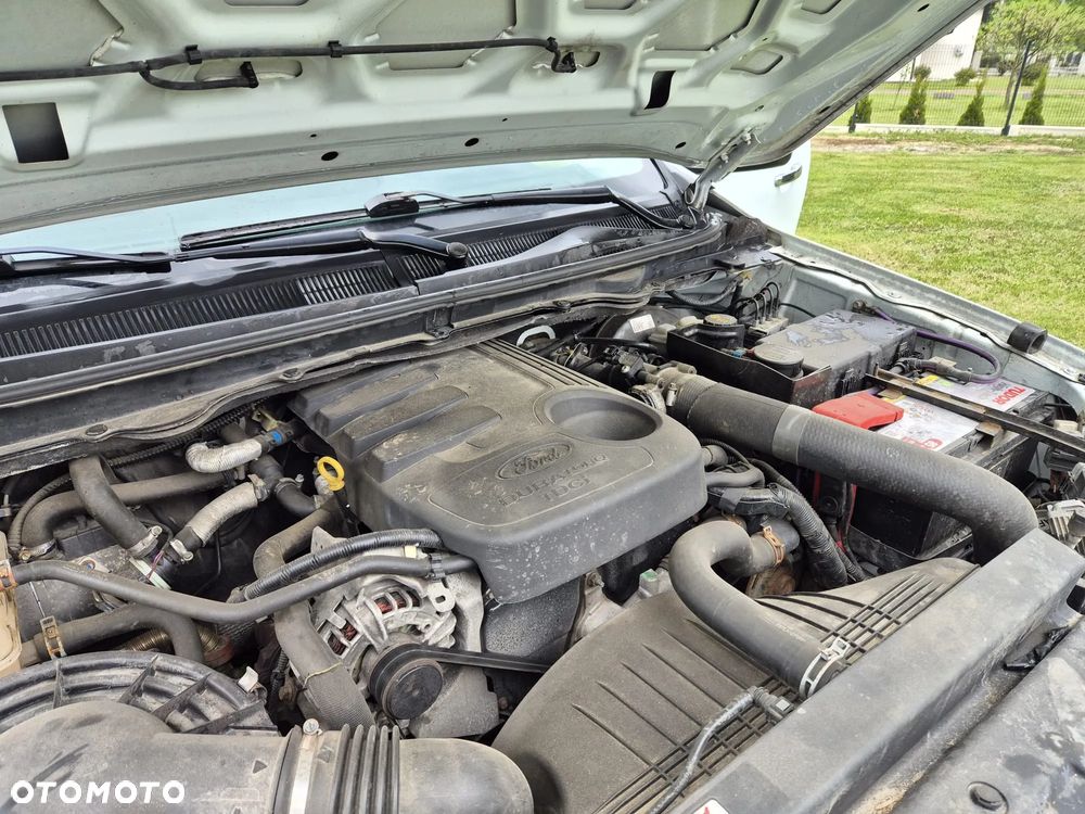 Ford Ranger 2.2 TDCi 4x4 DC XLT - 32