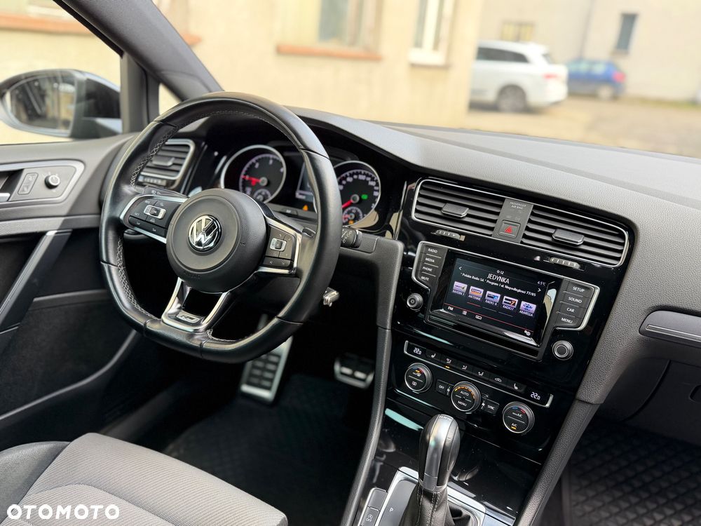 Volkswagen Golf 2.0 TDI (BlueMotion Technology) DSG Highline - 40