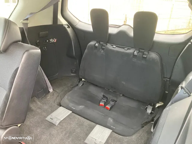 Mitsubishi Outlander 2.2 DI-D Intense - 25