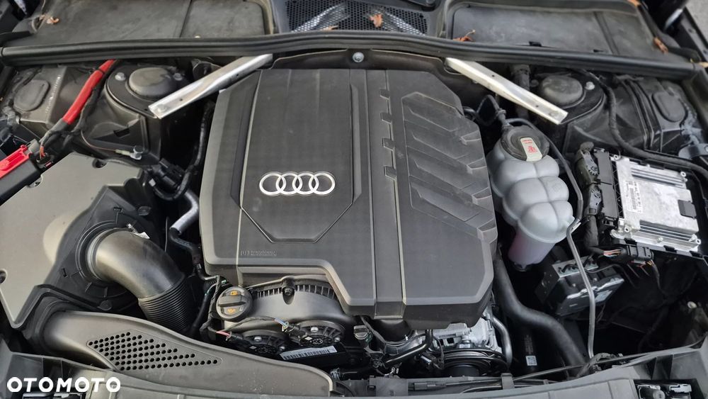 Audi A4 Limousine - 11