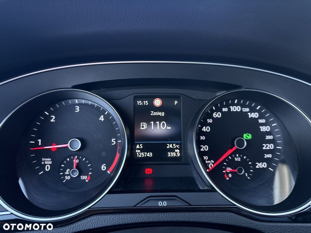 Volkswagen Passat Variant 2.0 TDI SCR Business DSG - 22