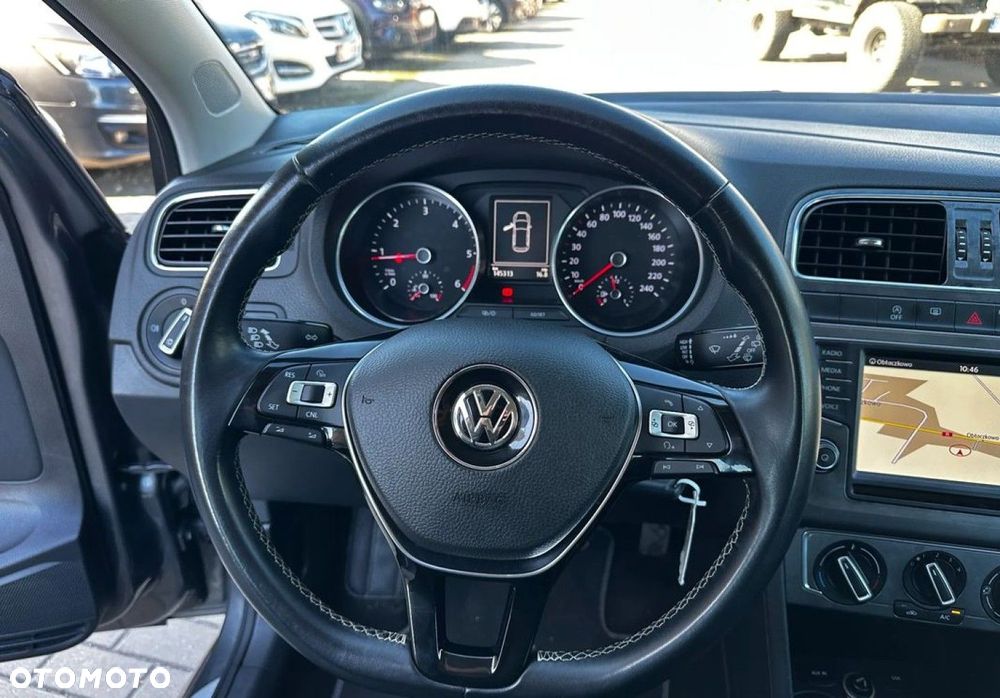Volkswagen Polo - 8
