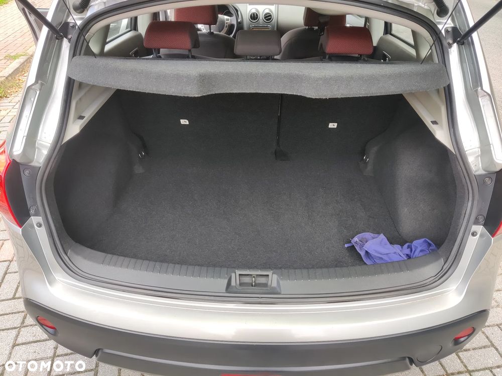 Nissan Qashqai 2.0 Visia - 24