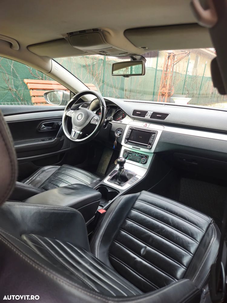 Volkswagen Passat CC - 18