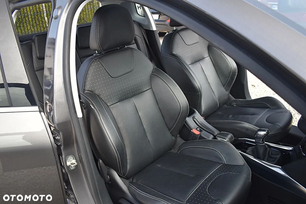 Peugeot 2008 120 VTI Allure - 21