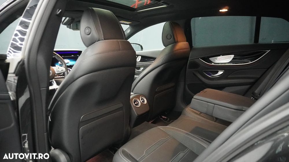Mercedes-Benz AMG - 12