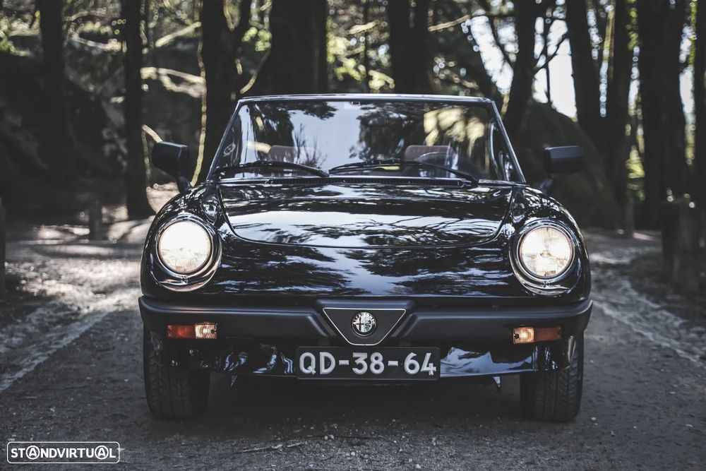 Alfa Romeo Spider 1.6 - 20