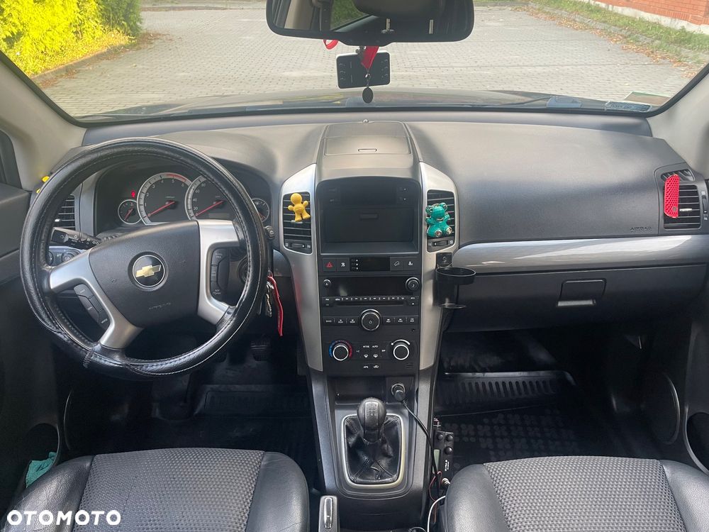 Chevrolet Captiva 2.0 d LT base 5os - 10