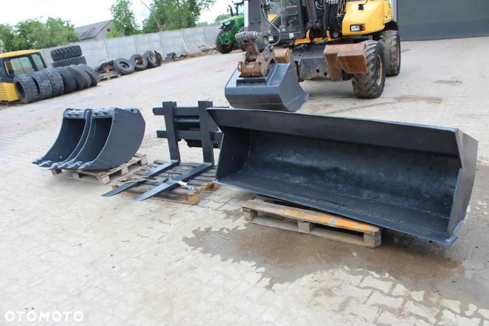 Mecalac 12 MTX z Niemiec - 8