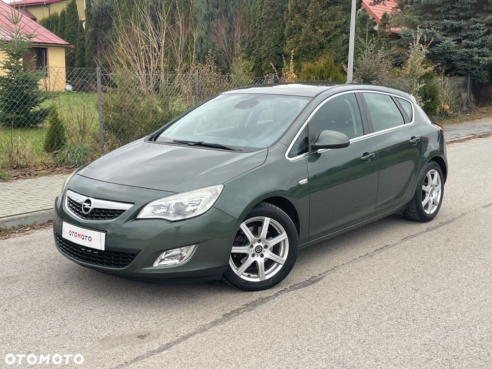 Opel Astra 1.7 CDTI Cosmo - 17