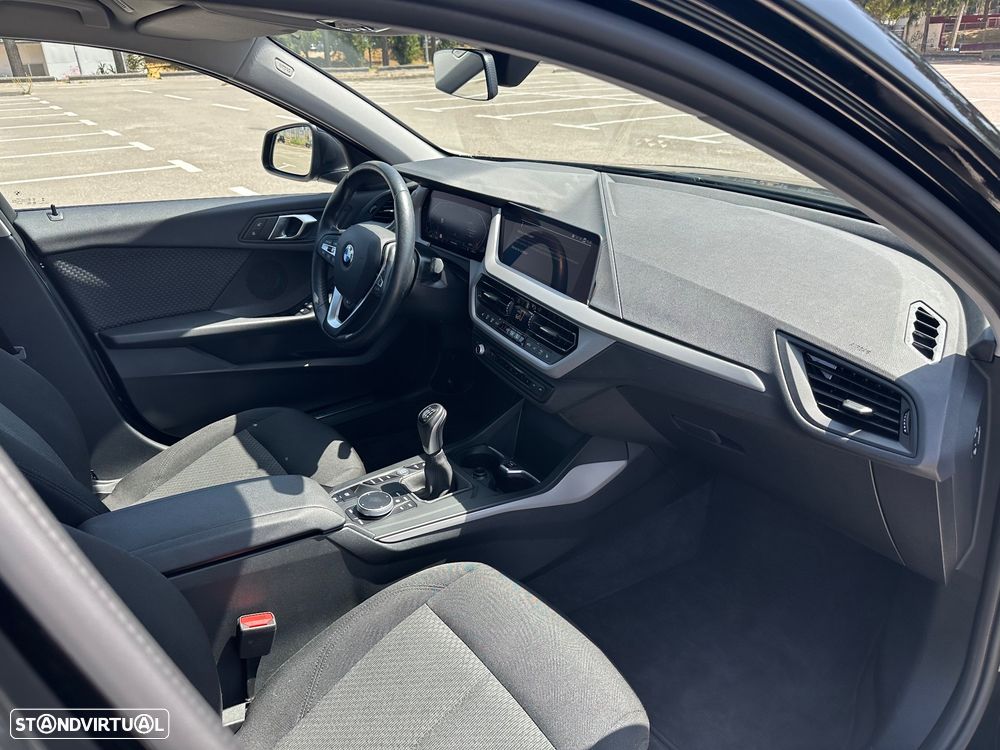 BMW 116 i Advantage — fotografia 14