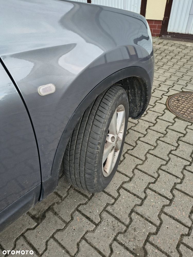 Nissan Qashqai+2 - 10