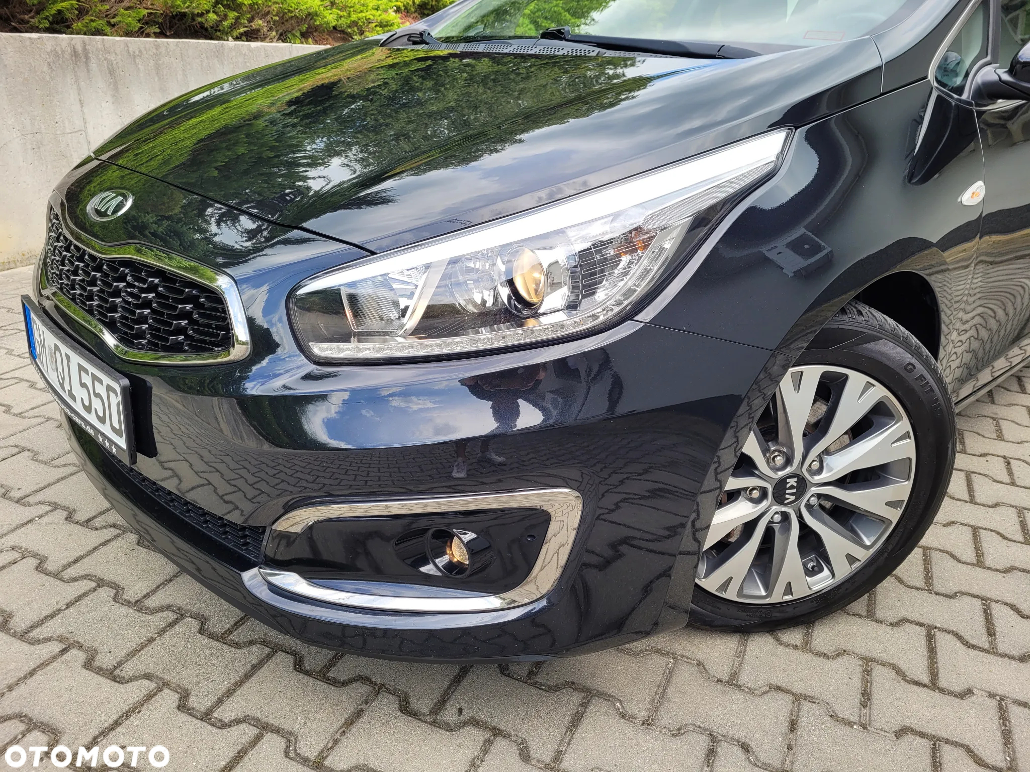 Kia Ceed 1.6 GDI SW Platinum Edition - 27