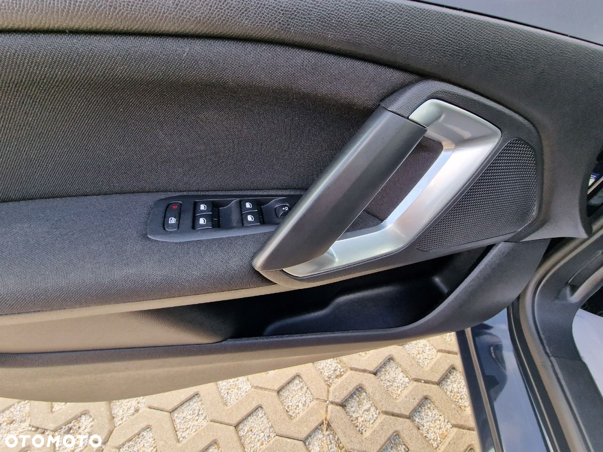 Peugeot 308 - 11