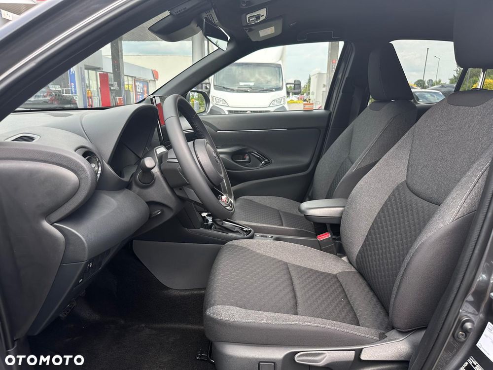 Toyota Yaris Cross - 23