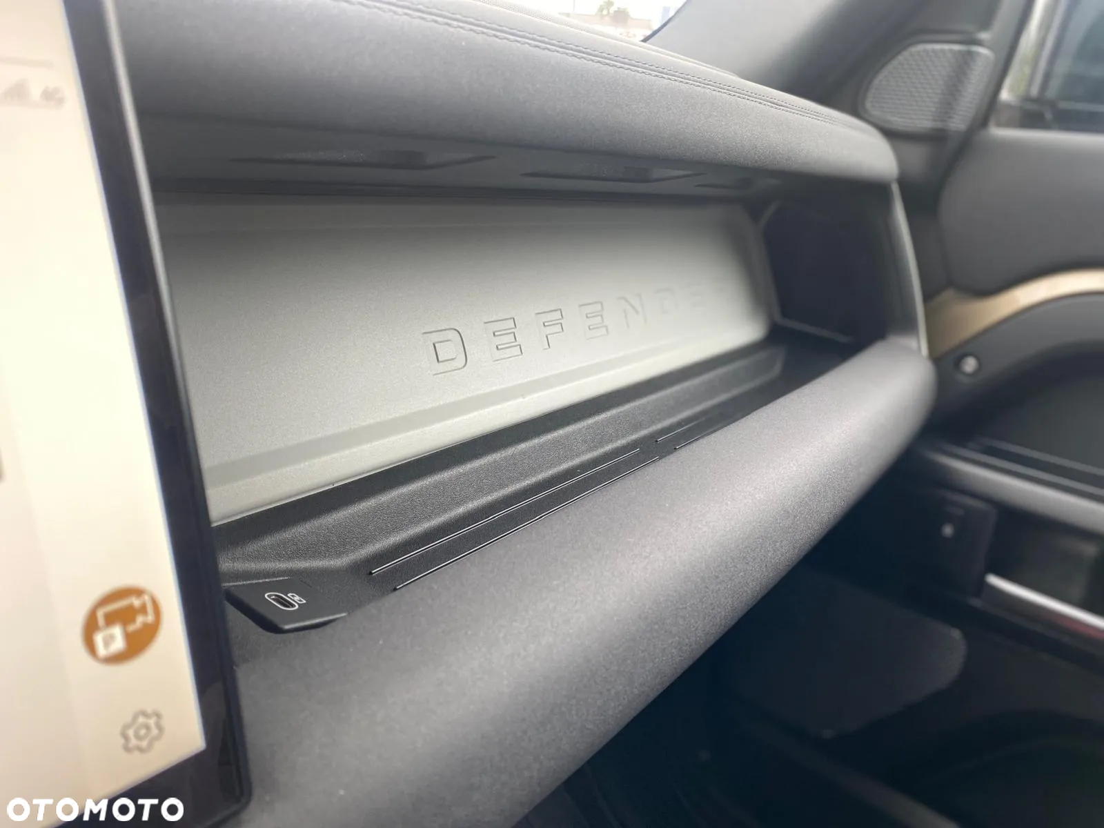 Land Rover Defender 110 3.0 D250 mHEV S - 13